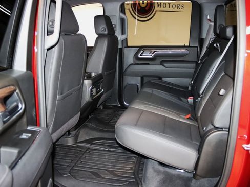 Used 2025 GMC Sierra 3500 SLT w/ SLT Premium Package image 66