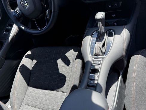Certified 2026 Honda HR-V Sport image 31