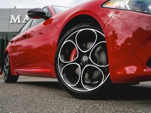 New 2025 Alfa Romeo Giulia AWD image 6