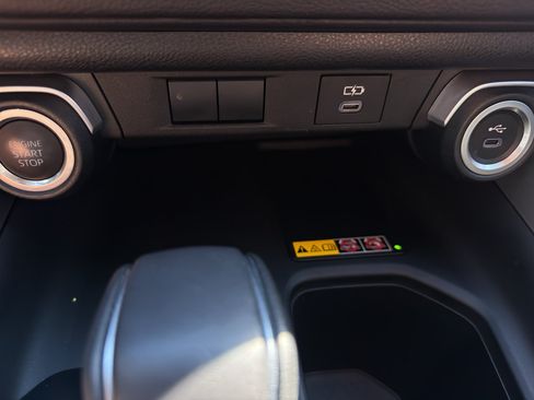 Used 2024 Toyota Grand Highlander AWD image 21