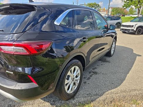 Used 2024 Ford Escape Active AWD/4WD image 3