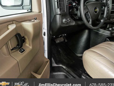 Certified 2025 Chevrolet Express 2500 w/ Driver Convenience Package RWD image 7