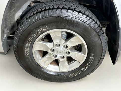 Used 2011 Toyota 4Runner SR5 image 11