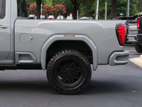Used 2024 GMC Sierra 2500 AT4 w/ AT4 Premium Plus Package AWD/4WD image 22