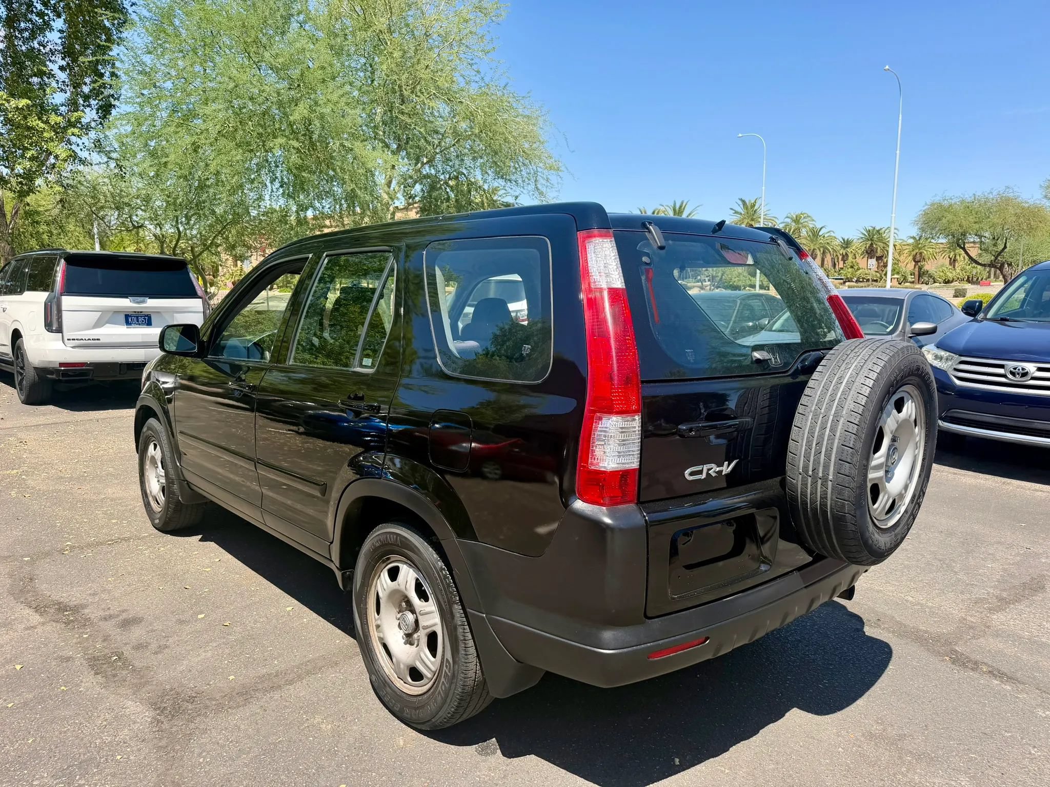 Used 2005 Honda CR-V LX image 7