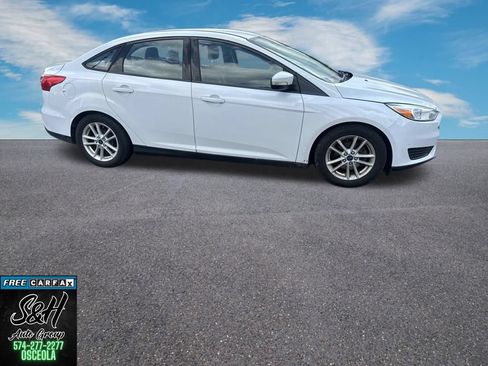 Used 2016 Ford Focus SE FWD image 5