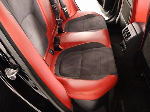 Used 2019 Jaguar XE S image 15