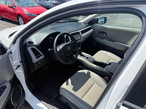 Used 2017 Honda HR-V EX-L image 7