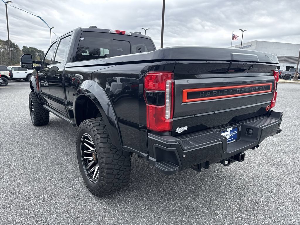 Used 2023 Ford F250 Lariat w/ Lariat Ultimate Package AWD/4WD image 5