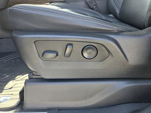 Used 2023 Chevrolet Silverado 1500 LT Trail Boss w/ LT Trail Boss Premium Package image 18