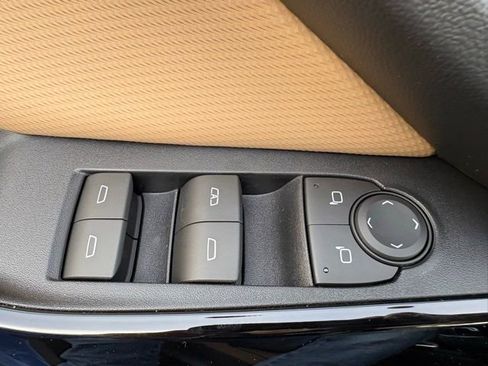 New 2026 Chevrolet Equinox ACTIV FWD image 21
