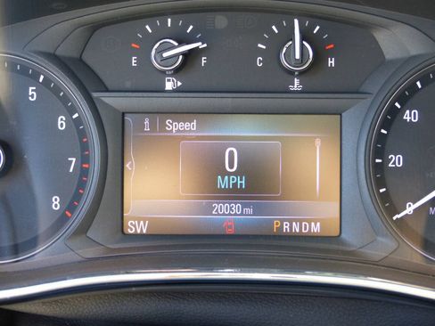 Used 2020 Buick Encore Preferred w/ Safety Package FWD image 27