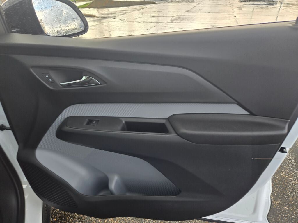 New 2027 Chevrolet Bolt LT w/ Comfort Package FWD image 6
