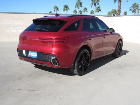 Used 2024 Genesis GV70 2.5T w/ Advanced Package image 5