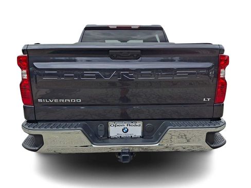 Used 2023 Chevrolet Silverado 1500 LT AWD/4WD image 5