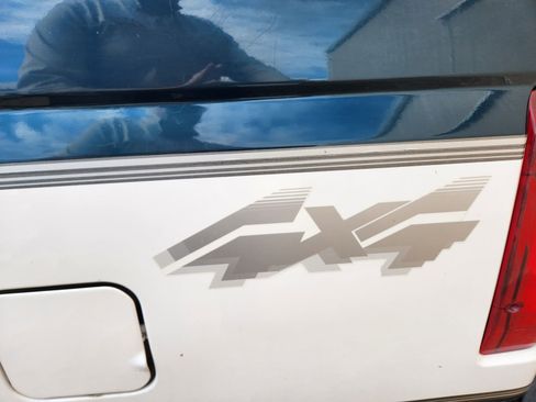 Used 1997 Ford F250 4x4 SuperCab Heavy Duty image 6