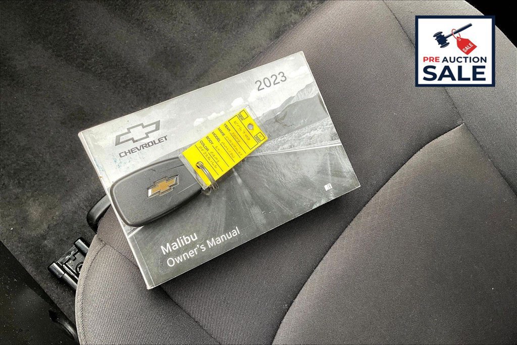 Used 2023 Chevrolet Malibu LT FWD image 11