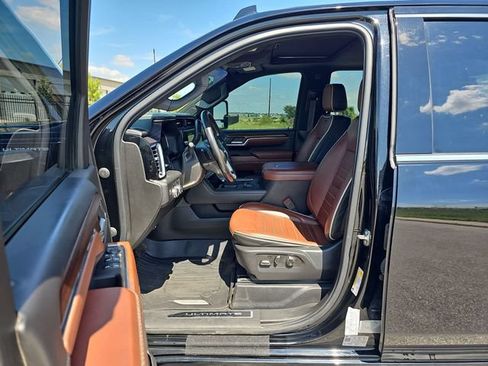 Used 2024 GMC Sierra 2500 Denali Ultimate AWD/4WD image 19