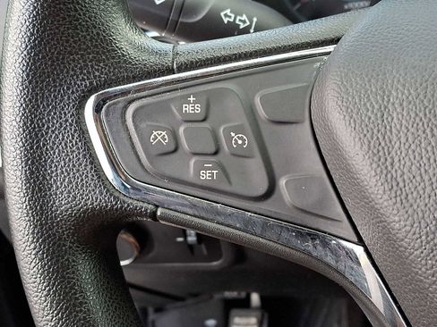 Used 2017 Chevrolet Cruze LT image 19