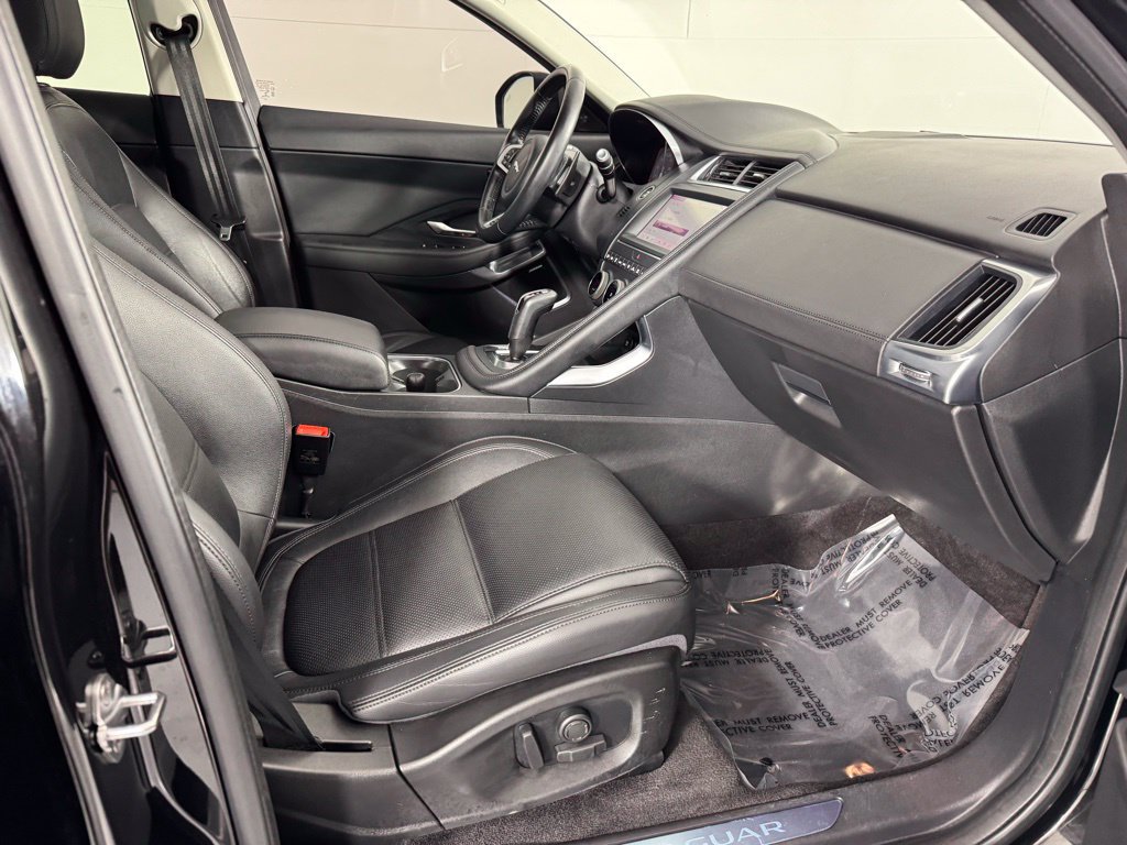 Used 2020 Jaguar E-PACE SE AWD/4WD image 33