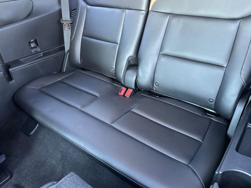 Used 2020 Ford Explorer Limited w/ Class III Trailer Tow Package image 16