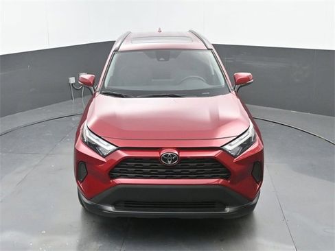Used 2025 Toyota RAV4 XLE w/ Convenience Package image 29