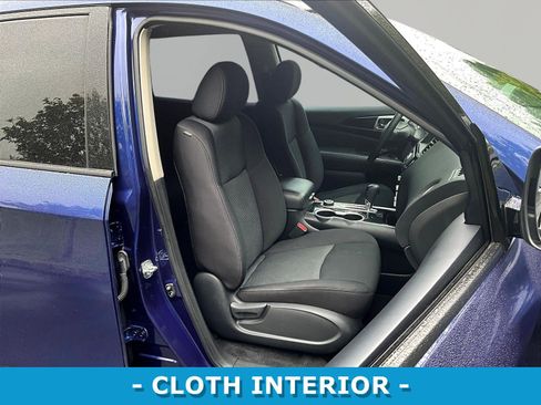 Used 2019 Nissan Pathfinder SV AWD/4WD image 30