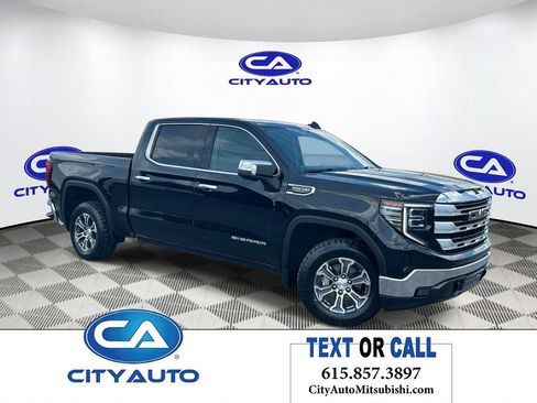 Used 2025 GMC Sierra 1500 SLT RWD image 1