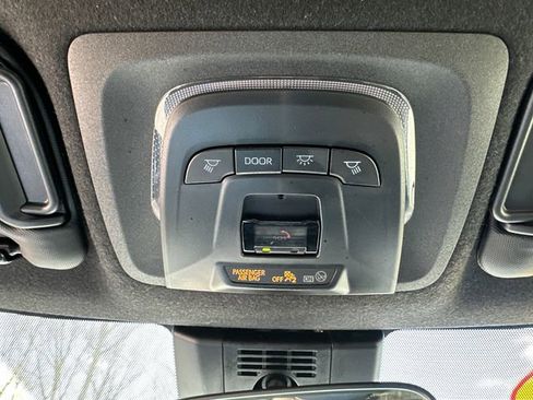 Certified 2025 Toyota Corolla SE FWD image 41
