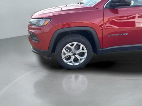 New 2026 Jeep Compass Latitude image 27