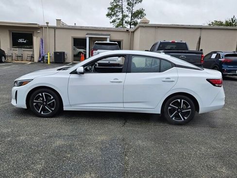 Used 2024 Nissan Sentra SV image 5