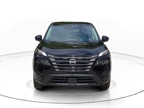 New 2026 Nissan Rogue SV FWD image 2
