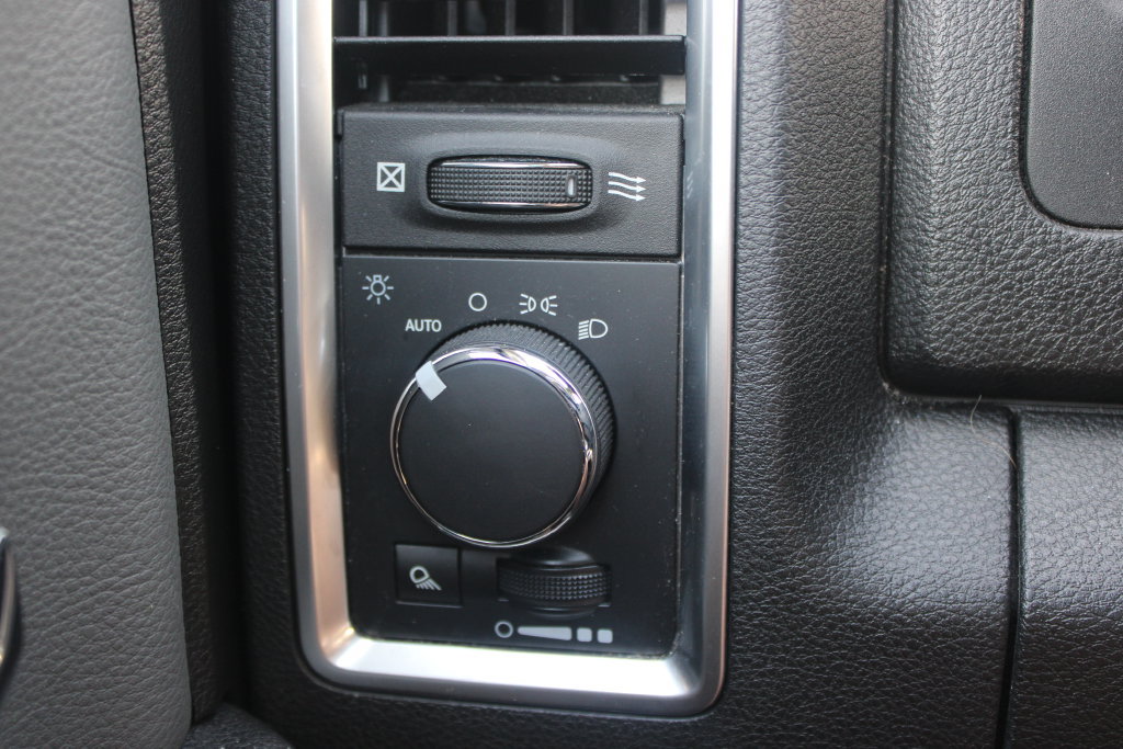Used 2023 RAM 1500 Classic SLT w/ Trailer & Traction Group RWD image 29