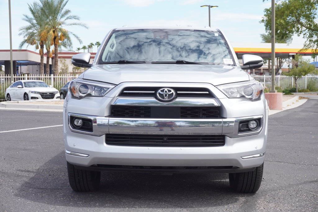 Used 2022 Toyota 4Runner Limited AWD/4WD image 6
