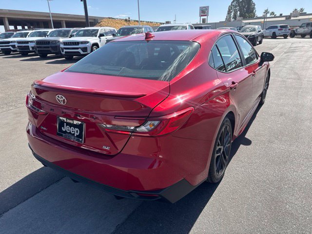 Used 2025 Toyota Camry SE FWD image 6
