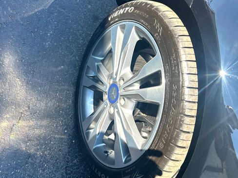 Used 2015 Mercedes-Benz C 300 4MATIC Sedan image 25