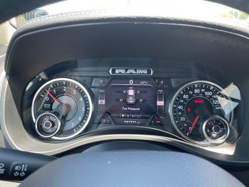 Used 2021 RAM 1500 Laramie AWD/4WD image 37