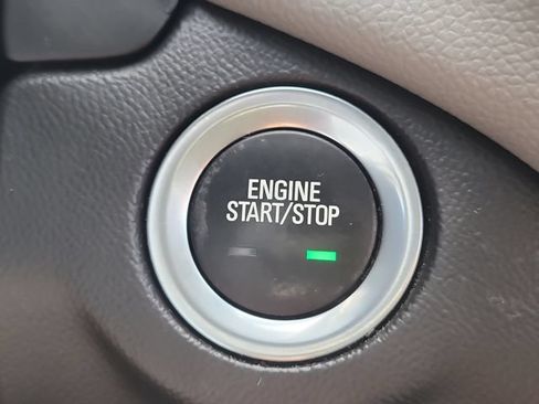 Used 2022 Chevrolet Equinox LS FWD image 27