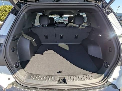 New 2026 GMC Terrain AT4 AWD/4WD image 14