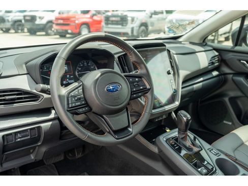 Used 2024 Subaru Crosstrek 2.5i Limited w/ Popular Package #4A AWD/4WD image 11