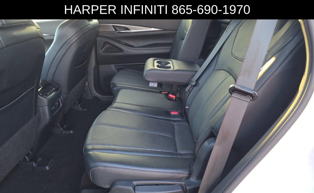 Used 2023 INFINITI QX60 Luxe w/ Cargo Package AWD/4WD image 8