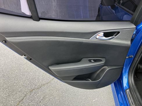 Used 2022 Kia Stinger GT1 RWD image 23