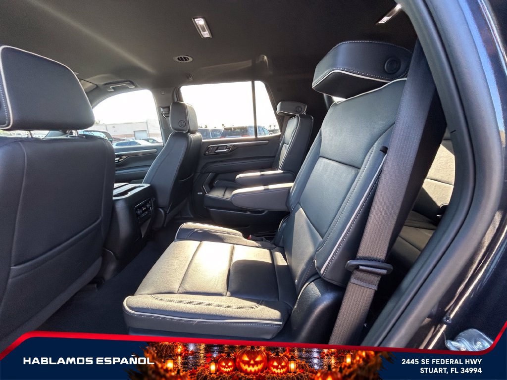 Used 2025 Chevrolet Tahoe Premier AWD/4WD image 12
