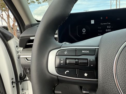 New 2026 Kia K5 EX image 22