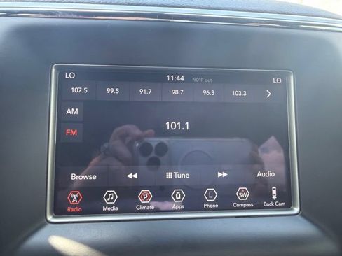 Used 2018 Jeep Grand Cherokee Laredo RWD image 21