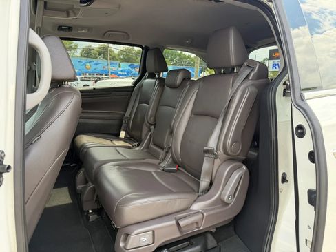 Used 2019 Honda Odyssey Elite image 16