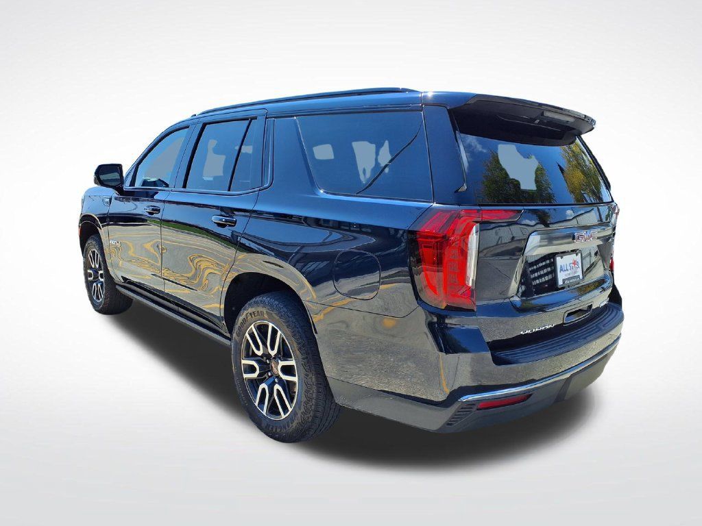 Used 2024 GMC Yukon AT4 w/ AT4 Premium Plus Package AWD/4WD image 9