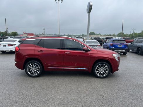 Used 2022 GMC Terrain Denali AWD/4WD image 3