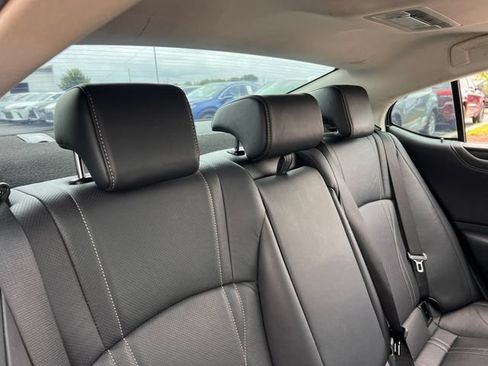 Used 2024 Lexus ES 350 w/ Luxury Package FWD image 30