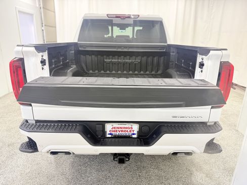 Used 2024 GMC Sierra 1500 Denali image 9